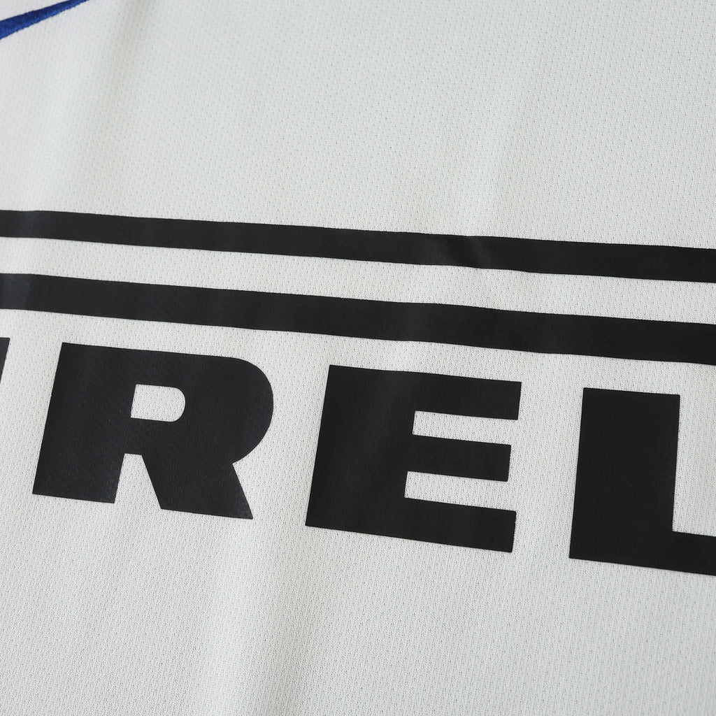 Inter Milan - Retro Away 2010 Jersey