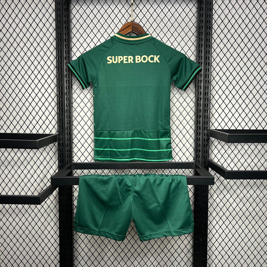 Conjunto Infantil Sporting Away 2024/25 - ÚLTIMAS UNIDADES! 🔥💚