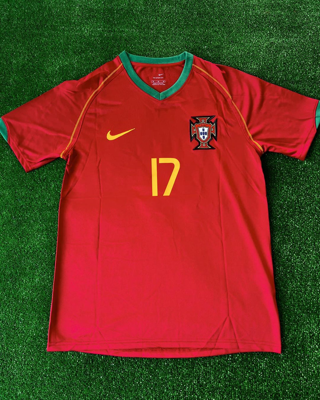 Cristiano Ronaldo Portugal 2006 World Cup Retro Short-Sleeve Football Jersey