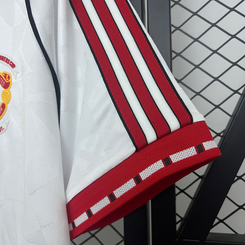 Retro Manchester United 1991 Away