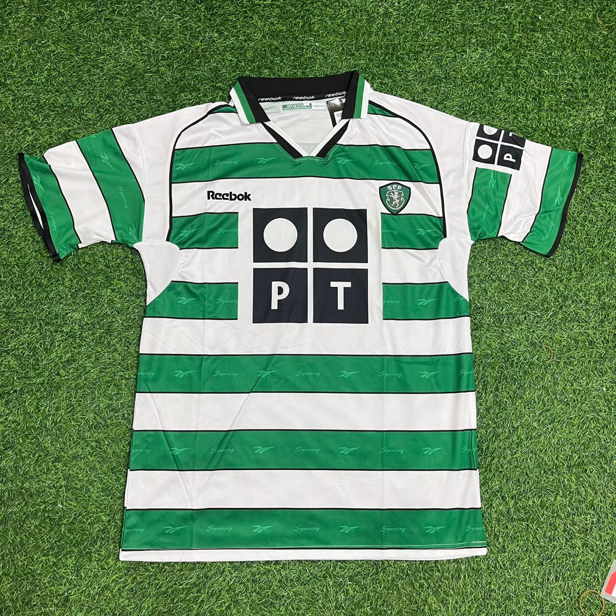 Cristiano Ronaldo Sporting CP Debut Retro Football Jersey Kit