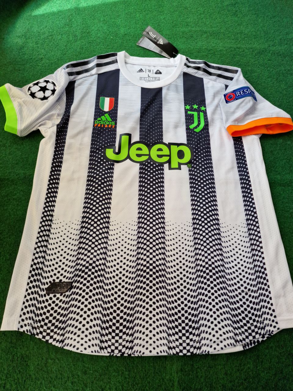 Cristiano Ronaldo 7 – Juventus 2019-20 Home Jersey | Retro Kit | Maillot | Trikot